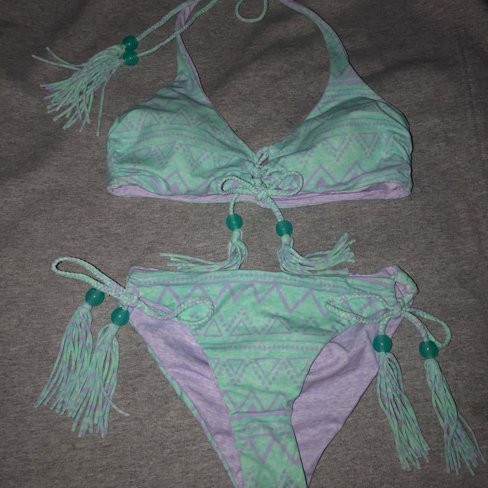 Victoria’s Secret/PINK reversible bikini set💜